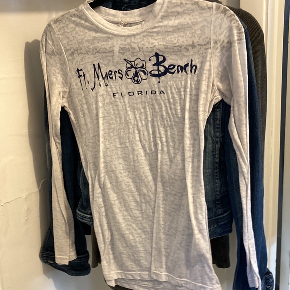 Shirts - Picture 2 of 3